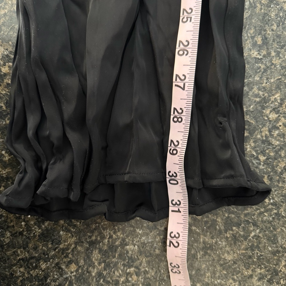 Boa because of Alice Black Pleated silky Pull On Pants Size Medium 23751 - Picture 11 of 12